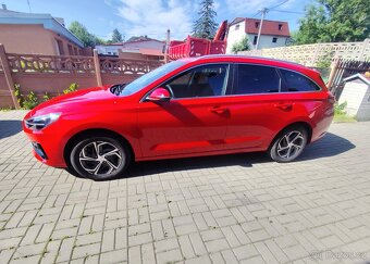 HYUNDAI I30 1,5 81 kW, 2023 ČR - 7
