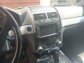 VW Touareg - 7