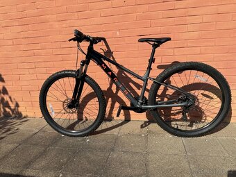 Trailové kolo MARIN Wildcat Trail 1 Gloss Black/Charcoal/Cor - 7