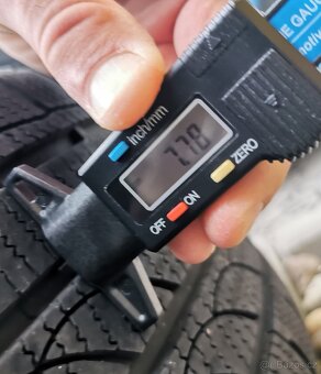 Zimní pneumatiky 235/35 r19 - 7