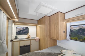 Karavan Niewiadow Lazur NTL - 7