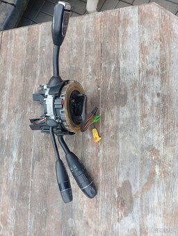 MERCEDES ML W164, GL X164, R V251 PÁČKY POD VOLANT S ESP - 7