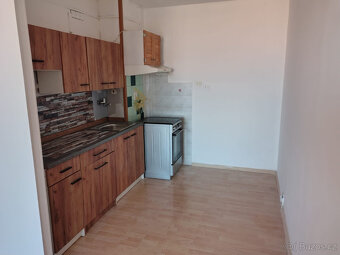 Pronájem 2+1 v ul. Alejní, Teplice - 7