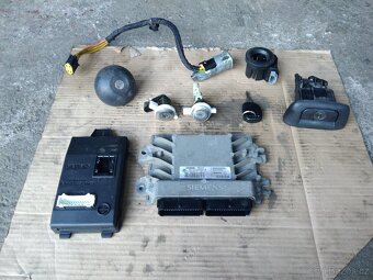 Renault Thalia - náhradní díly - 7