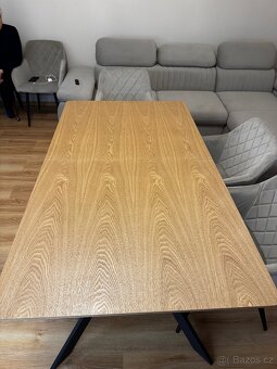 Úplně nový nepoužitý rozkládací stůl - 7