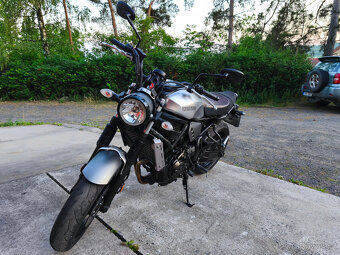 YAMAHA XSR 700 - 7