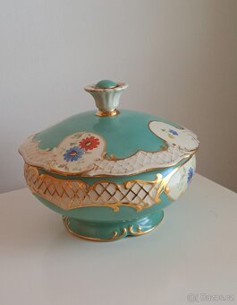 PRVOREPUBLIKOVÝ PORCELÁN – 2 DÓZY A TALÍŘ - 7