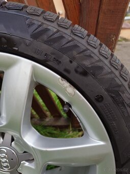 Originál AUDI ALU kola R17 + zánovní zimní pneu 245/45 - 7