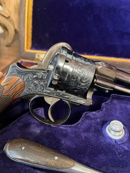 Historický revolver lefaux 12mm v kazete - 7