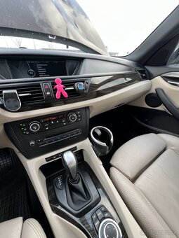 BMW X1 xDrive, 23d, VP51 5B, rv 2010 - 7