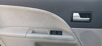 Ford Mondeo GHIA 2.0 TDCi / Duratorq-DI D6BA - 7