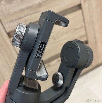 DJI Osmo mobile stabilizátor - 7