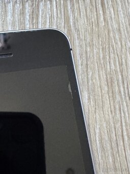 2x Apple iPhone 5s 16GB Černý iOS10 - 7