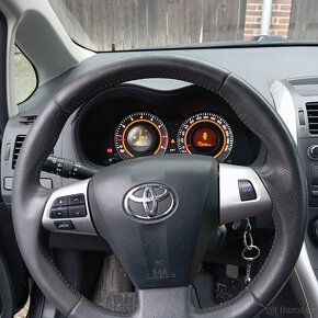 Toyota Auris 1.6 lpg - 7