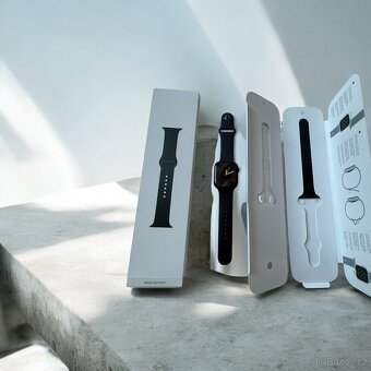 Apple watch 9 45 GPS + LTE (Cellular) aluminium Black - 7