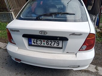 Hyundai Accent - 7