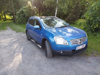 Nissan Qashqai 4x4 sedm míst - 7