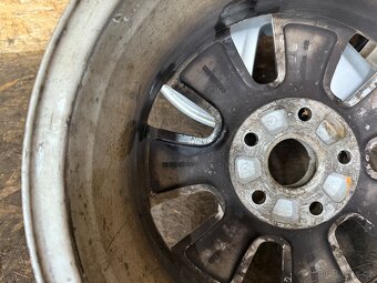 ALU KOLA 6.5Jx16H2 ET50 8P0601025BJ 5X112 - 7