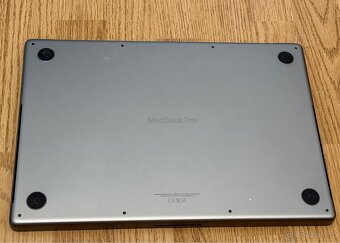 MacBook Pro 16” M2 Pro – 32 GB RAM / 512 GB SSD – TOP STAV - 7