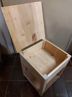 Stolička s úložným prostorem. - 7