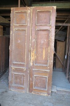 D/ Staré vchodové dveře - 7