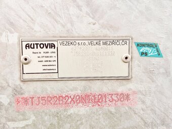 Nákladní přívěs skříň 2500kg - 7