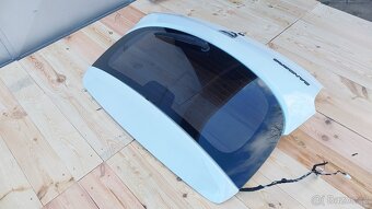 Dacia Sandero – Dveře kufru bílé - 7