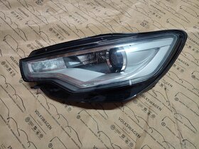 Přední světla AUDI - 7