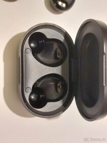 Bezdrátová Bluetooth sluchátka GoGen TWS BUDDY - 7