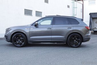 Touareg R-Line/ Black / Webasto/ TZ / Servis / DPH / 2021 - 7
