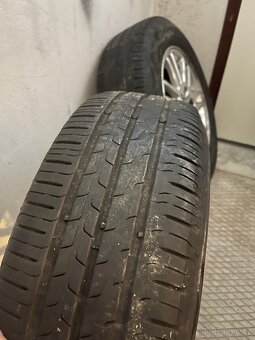 Sada litých kol 15” na Volvo V50 s letnimi 195/65 R15 - 7