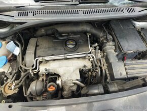 Prodám díly z Volkswagen Touran 2.0 TDI 103kw BKD, DSG - 7