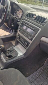 Škoda Octavia 2 facelift 1.6 Tdi - 7