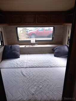 Prodám karavan bürstner Lux - 7