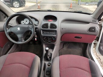 PEUGEOT 206 1.4 HDi 50KW,SERVO,EL.OKNA,CENTRÁL,ZÁVĚS. - 7