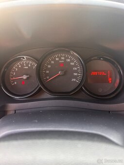 Dacia Dokker 1,6i 75kw rok 2021 manuál - 7