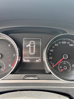 Volkswagen Golf Variant VII 1.6 TDi 81 kW DSG výbava Lounge - 7