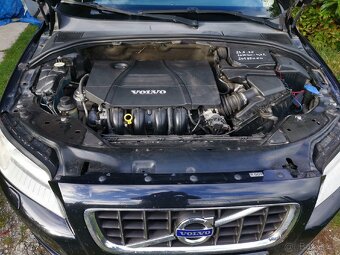 Prodám Volvo V70 2.0i 107kw Top stav - 7