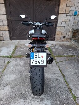 Hyperstrada 821 - 7