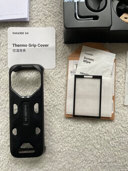 Kamera Insta360 X4, jako nová - 7