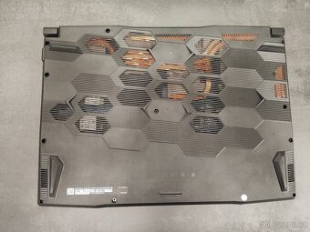 Herní notebook RTX 4070 MSI Katana 15 B13VGK – TOP STAV - 7