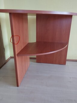 Rohový stolek z dýhy - 7