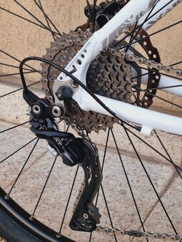 #53 Lehké Force Bellona 27,5", pro 170-185cm - 7