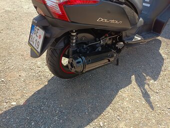 Kymco Downtown 125 černý 2 - 7