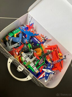 Letadla planes velká sada i s kufříkem - 7