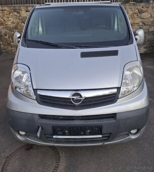 Opel Vivaro 2.0 84kw 2008 potkaný motor - 7