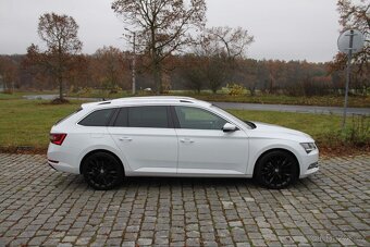 SUPERB 3 STYLE,2.0Tdi-140kw,DSG6,Bi-Xen,Navi,ACC,TAŽNÉ,MOON - 7