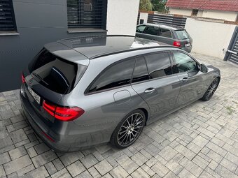 Prodám MERCEDES E220d,W213,AMG,R20,DPH - 7