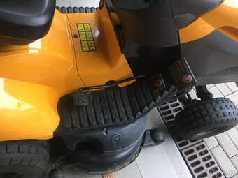 zahradní sekací traktor stiga 6102 HW - 7