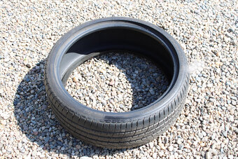 Prodám 1ks letní pneu Pirelli P-ZERO 245/35/21 96Y RUN/FLAT - 7